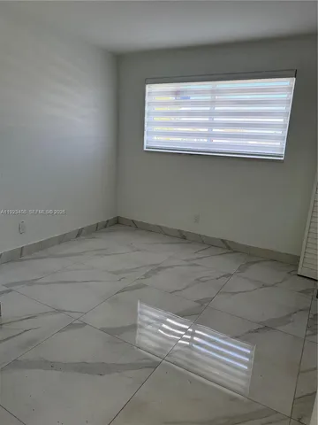 $3,999 | 3300 Southwest 94th Court, Miami, FL 33165