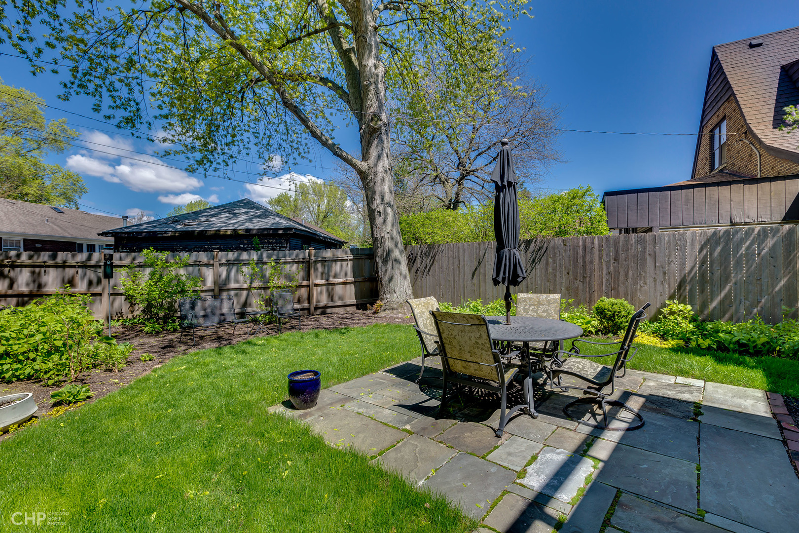 436 Selborne Road Riverside, IL 60546 - Photo 18 of 19