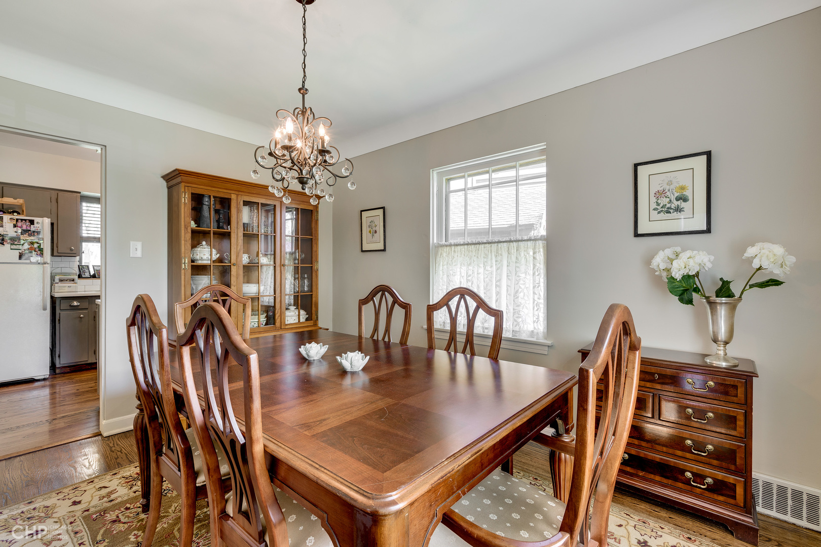 436 Selborne Road Riverside, IL 60546 - Photo 5 of 19