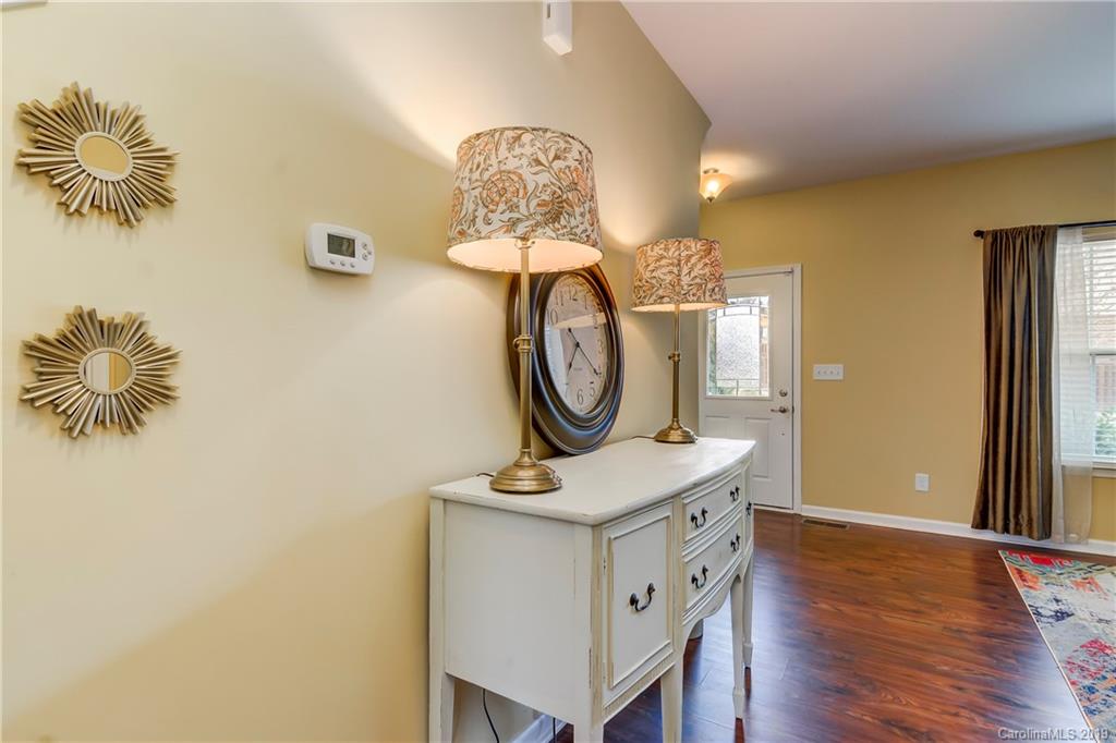 7512 West Berkeley Road Denver, NC 28037 - Photo 5 of 32 a view of a hallway with entryway