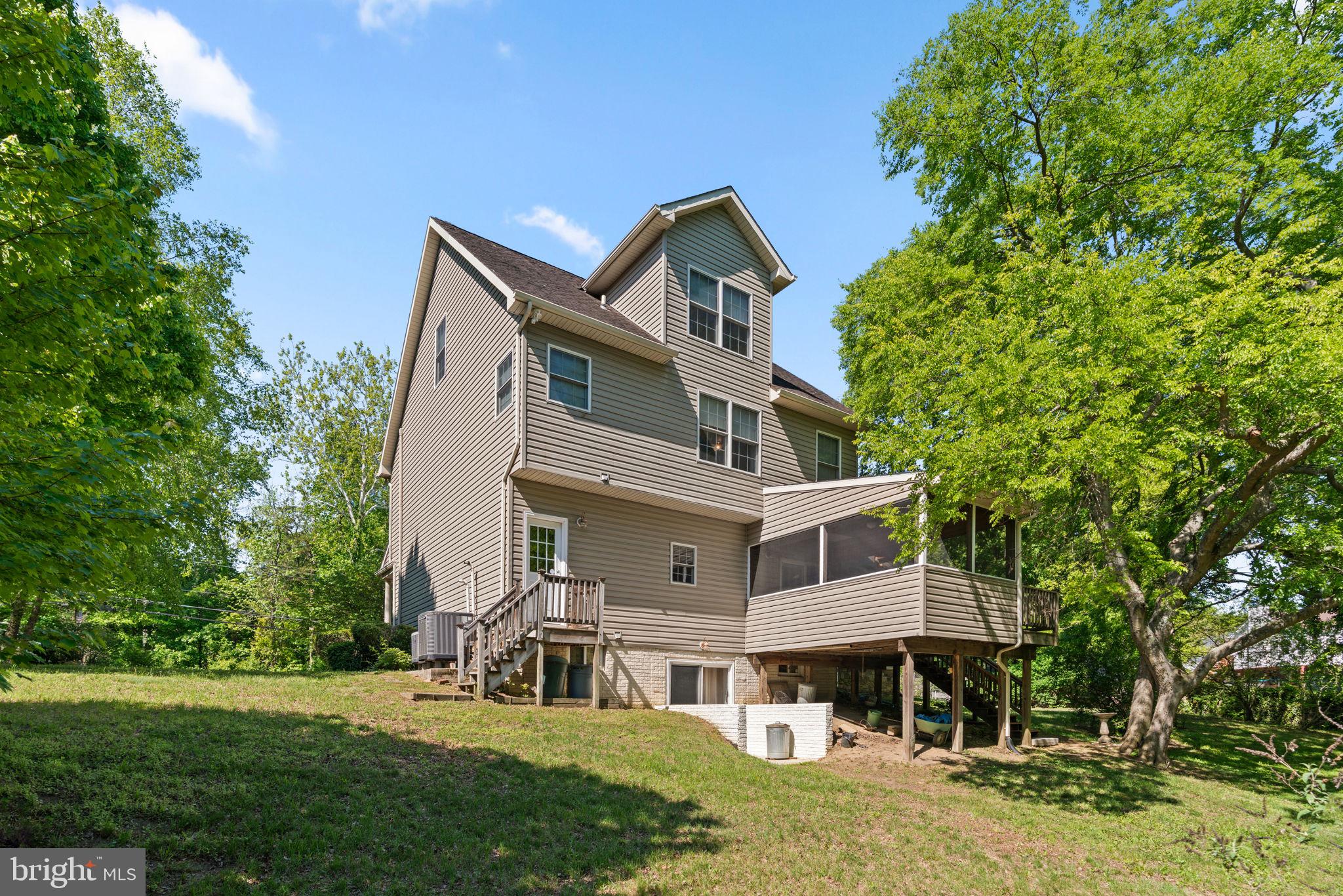 4218 Shoreham Beach Road Edgewater, MD 21037 - Photo 4 of 19