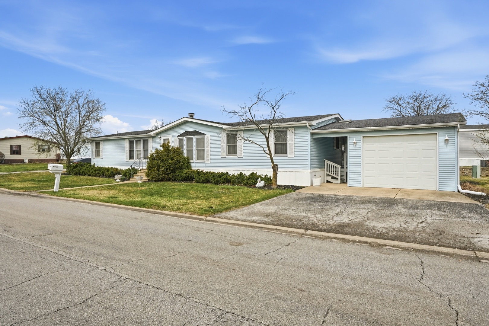 1 Swallow Lane Beecher, IL 60401 - Photo 2 of 23