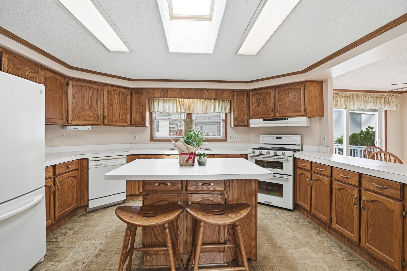 1 Swallow Lane Beecher, IL 60401 - Photo 7 of 23