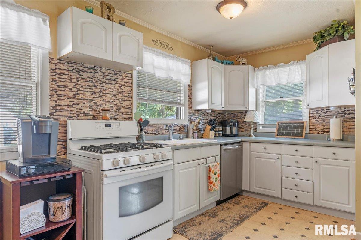 3619 Lancaster Road Springfield, IL 62703 - Photo 13 of 30