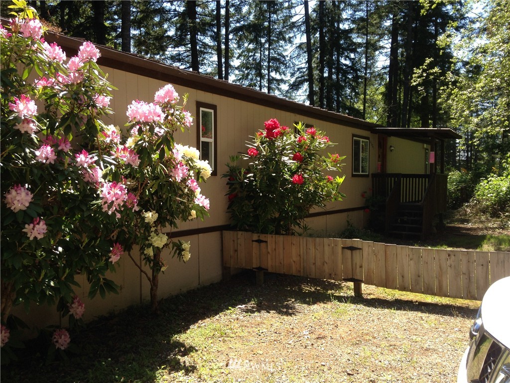4621 Sunnyslope Road Southwest Port Orchard, WA 98367 - Photo 2 of 18 Gallery Image 2