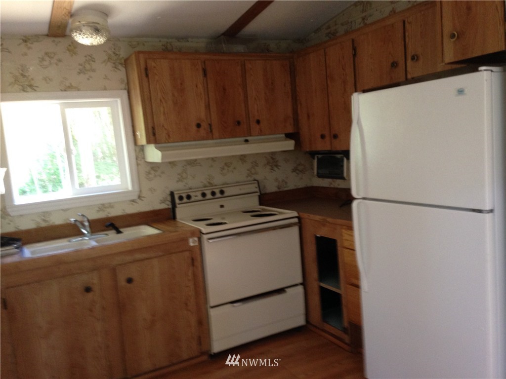 4621 Sunnyslope Road Southwest Port Orchard, WA 98367 - Photo 6 of 18 Gallery Image 6