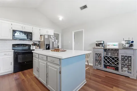 $240,000 | 6633 Bonne Meadow Lane, Lake Charles, LA 70605