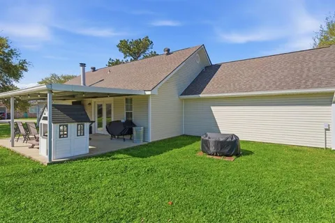 $240,000 | 6633 Bonne Meadow Lane, Lake Charles, LA 70605