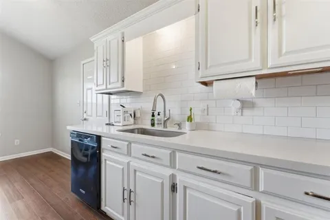 $240,000 | 6633 Bonne Meadow Lane, Lake Charles, LA 70605