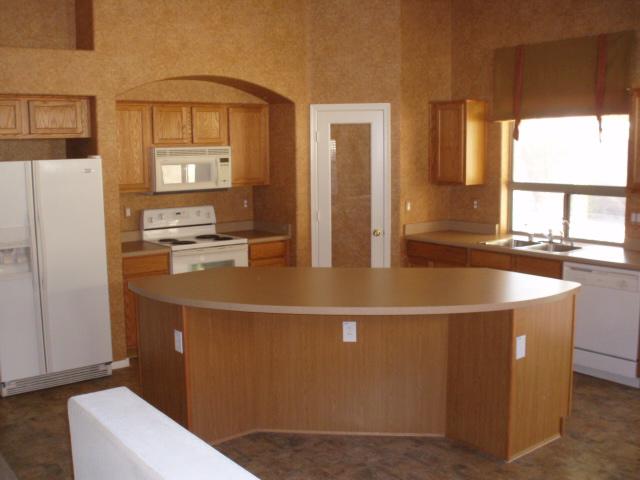 42779 Venture Road Maricopa, AZ 85138 - Photo 2 of 7 KITCHEN