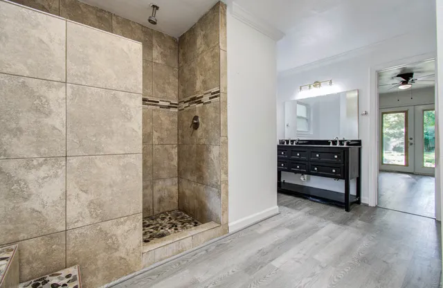 $1,900 | 674 Ravensworth Drive, Conroe, TX 77302