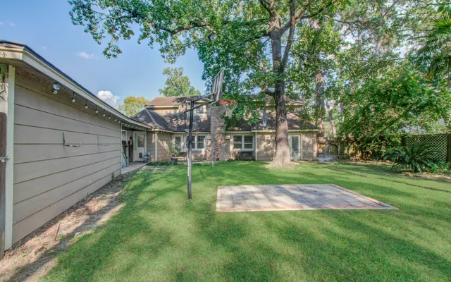 $1,900 | 674 Ravensworth Drive, Conroe, TX 77302