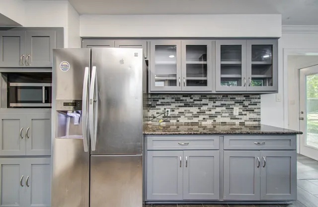 $1,900 | 674 Ravensworth Drive, Conroe, TX 77302