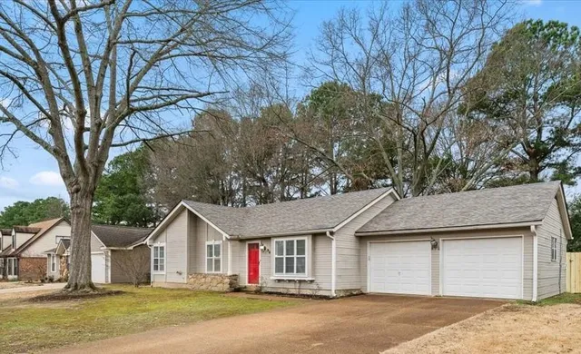 $307,000 | 947 Hunters Retreat Drive, Collierville, TN 38017