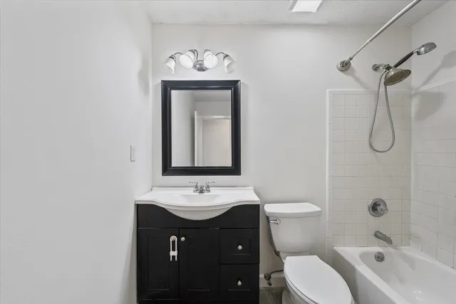 $307,000 | 947 Hunters Retreat Drive, Collierville, TN 38017