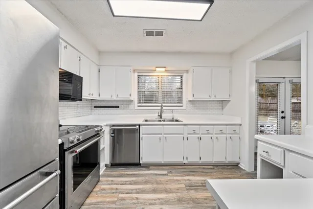 $307,000 | 947 Hunters Retreat Drive, Collierville, TN 38017