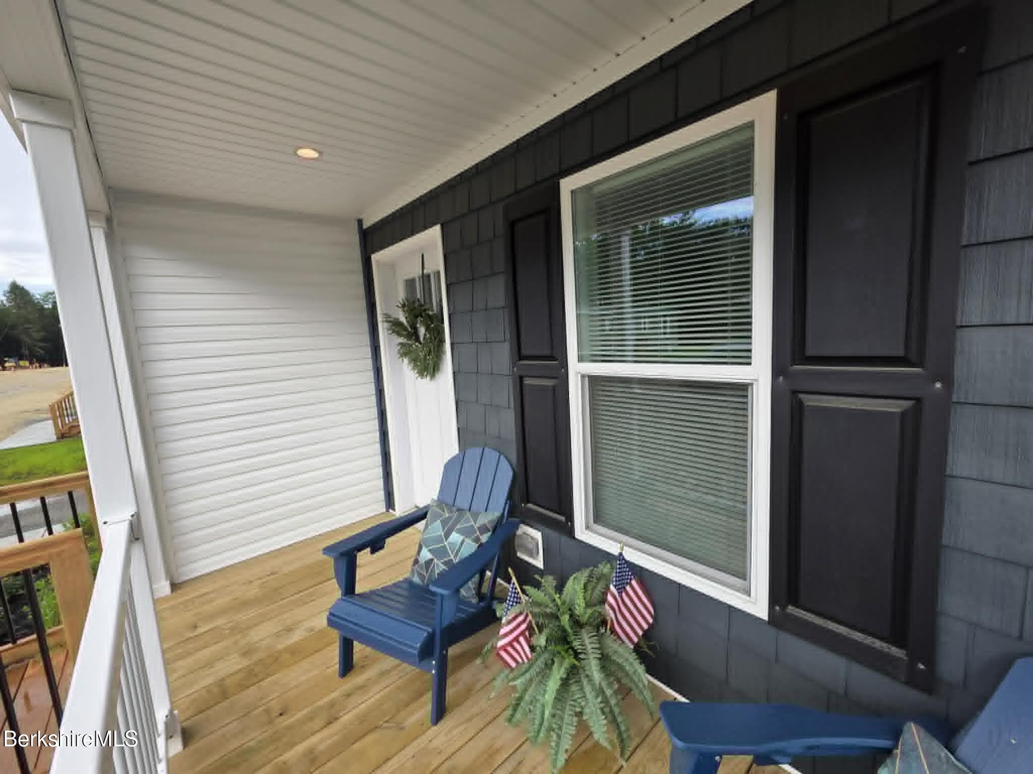 395 Cheshire Road, Unit 113 Pittsfield, MA 01201 - Photo 2 of 20 Porch