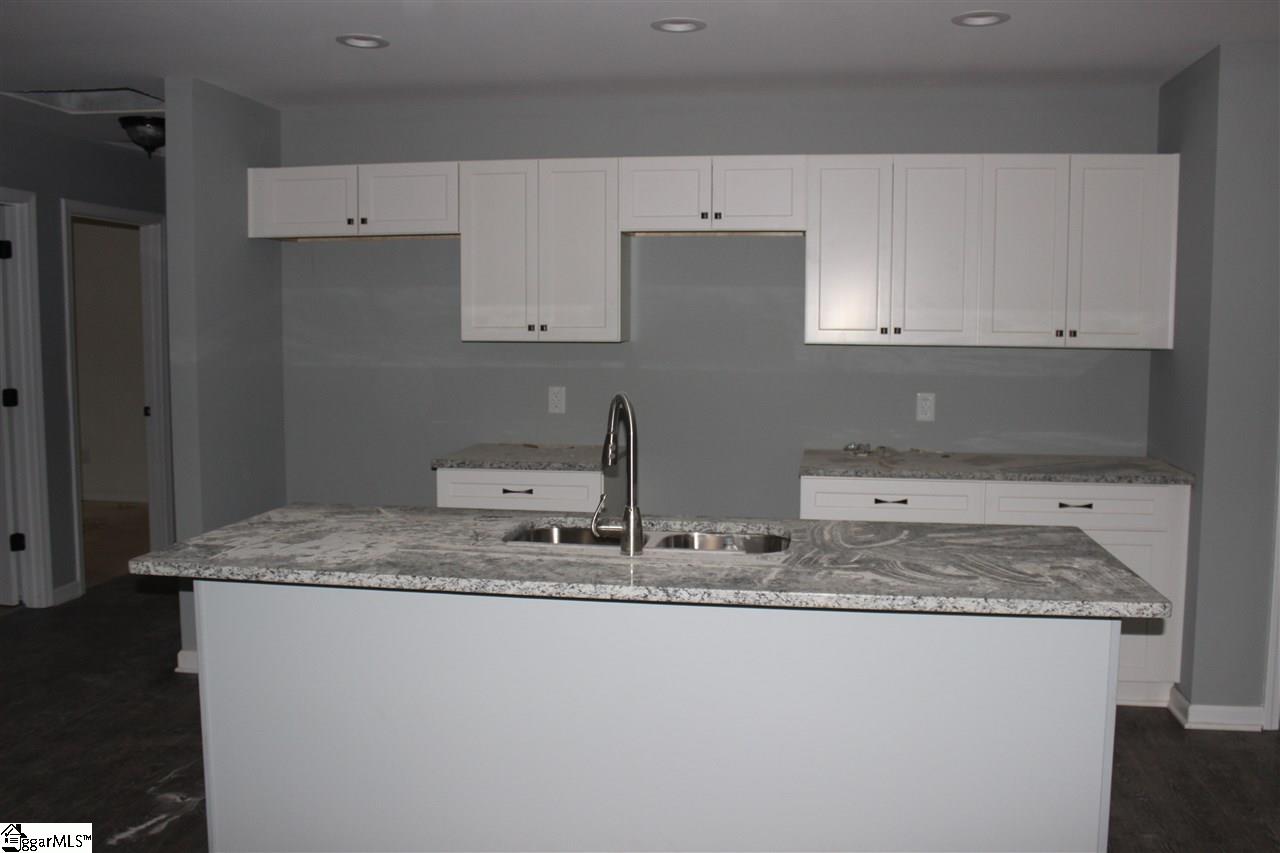 1107 Southfield Street Inman, SC 29349 - Photo 6 of 18 Gallery Image 6
