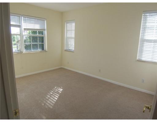 4374 Legacy Court Delray Beach, FL 33445 - Photo 5 of 12 Additional Photo