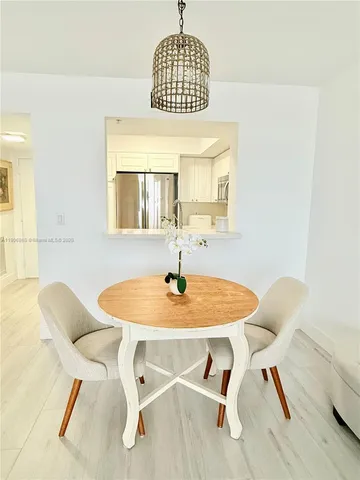 $680,000 | 1800 Sunset Harbour Drive, Unit 2005, Miami Beach, FL 33139