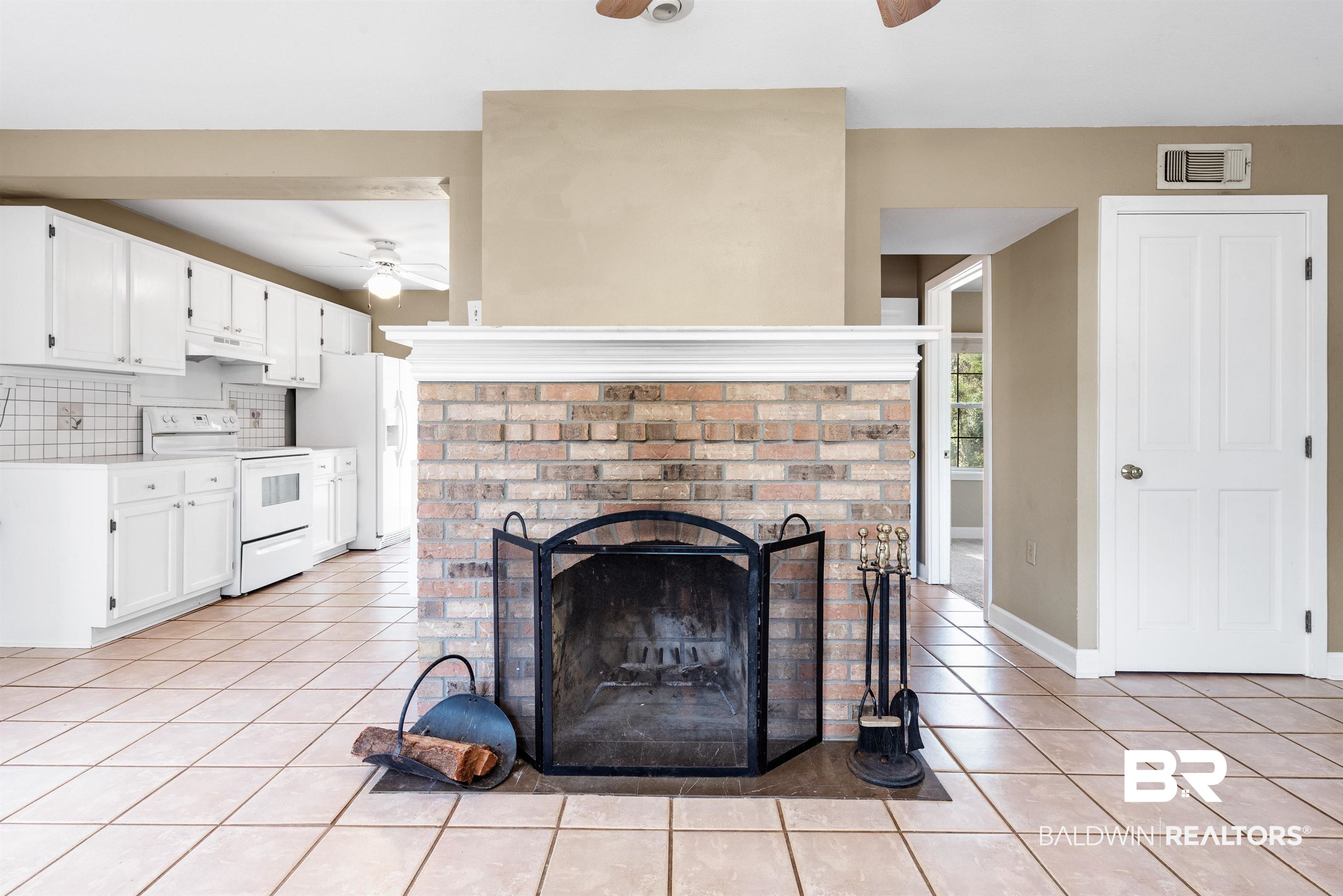 14952 Gates Avenue Magnolia Springs, AL 36555 - Photo 13 of 32