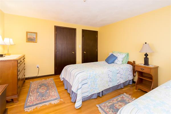 56 Hillcrest Road Waltham, MA 02451 - Photo 18 of 21
