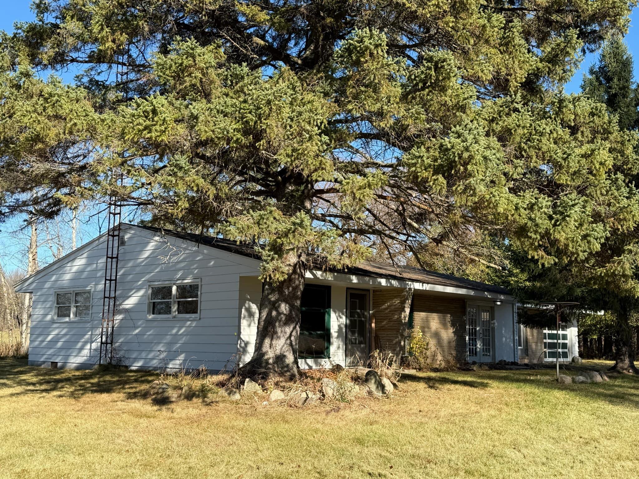 1535 East Spruce Road Spruce, MI 48762 - Photo 1 of 20 Gallery Image 1