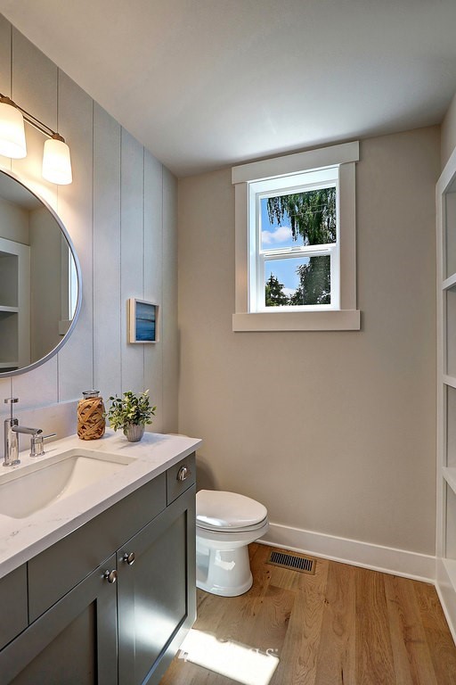 9211 Park Road Edmonds, WA 98020 - Photo 11 of 25