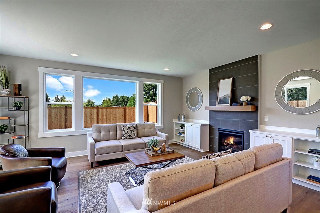 9211 Park Road Edmonds, WA 98020 - Photo 6 of 25