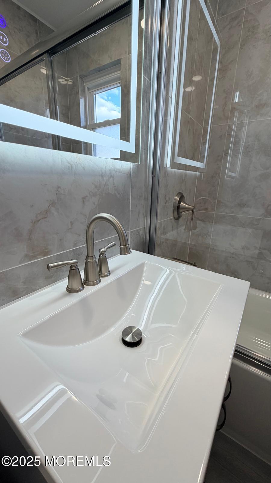 420 Cross Road, Unit B16 Matawan, NJ 07747 - Photo 29 of 36 WhatsApp Image 2025-11-28 at 16.49.17 (1