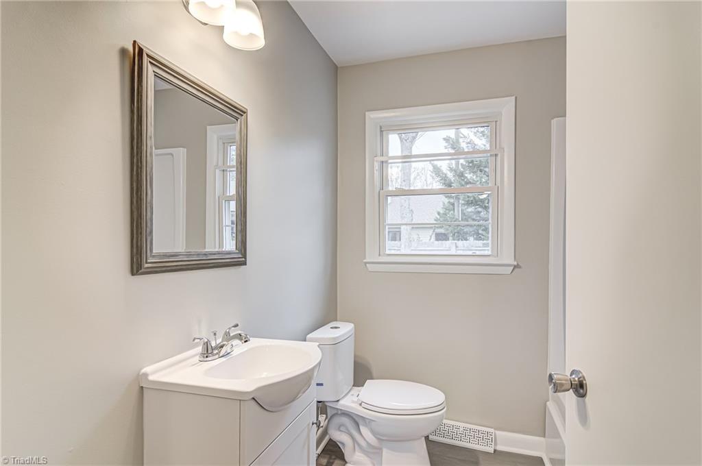 520 Impala Avenue High Point, NC 27265 - Photo 23 of 34 Gallery Image 23