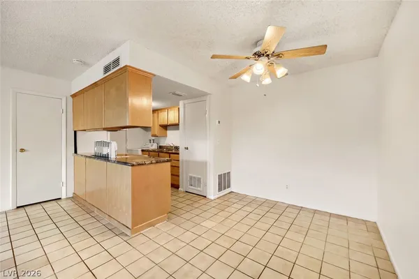 $1,095 | 1377 Lorilyn Avenue, Unit 3, Las Vegas, NV 89119