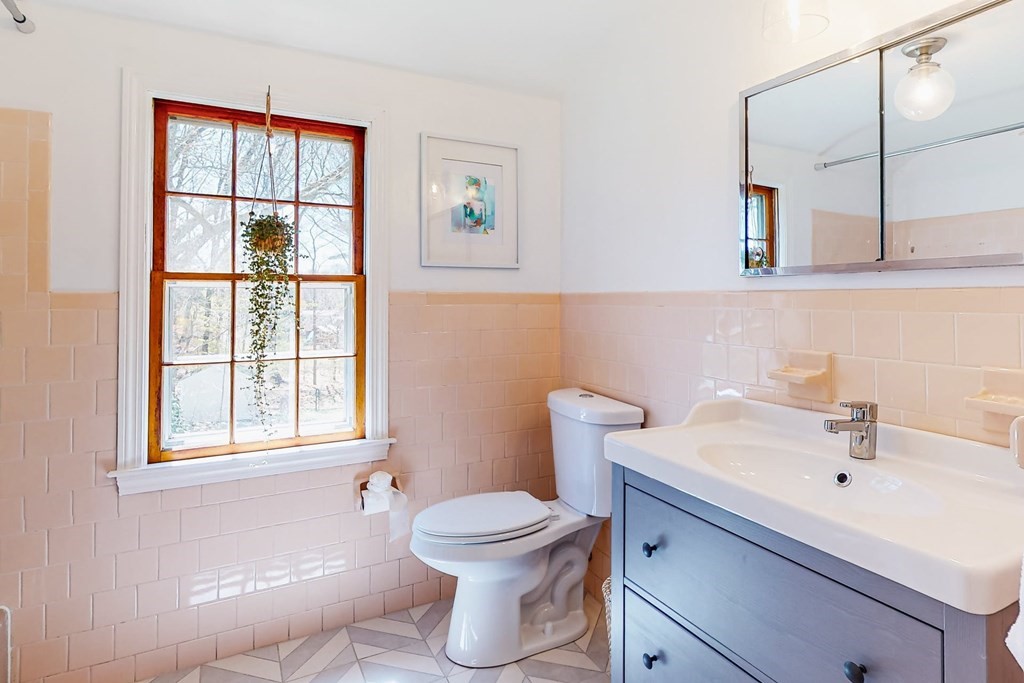 181 Shaw Farm Road Holliston, MA 01746 - Photo 27 of 40 Gallery Image 27