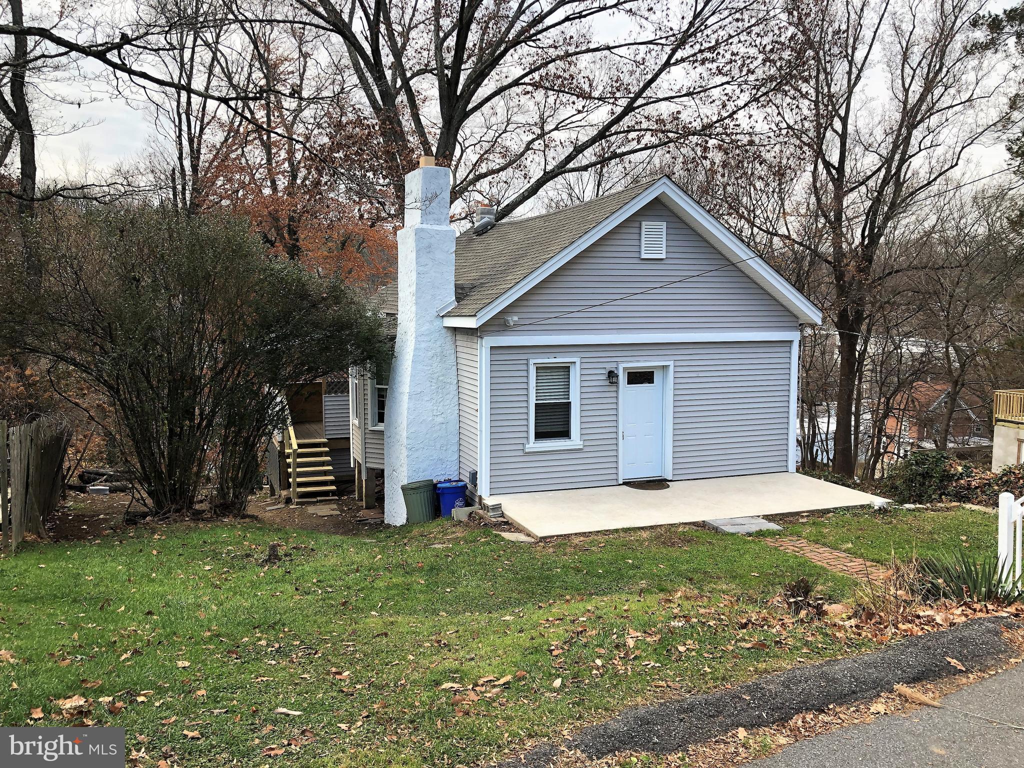 646 Convent Road Aston, PA 19014 - Photo 2 of 20 Front