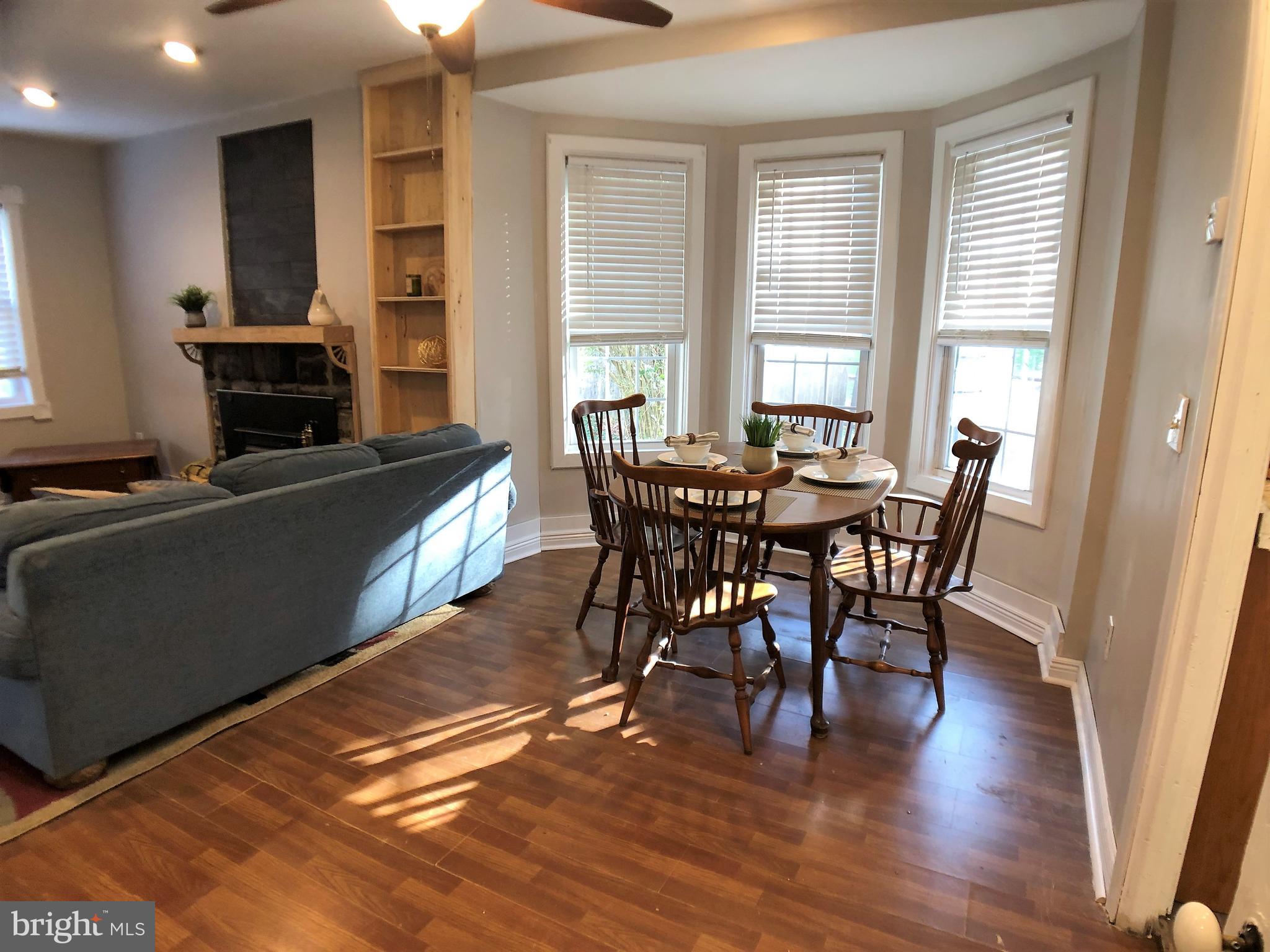 646 Convent Road Aston, PA 19014 - Photo 7 of 20 Dining room to living room