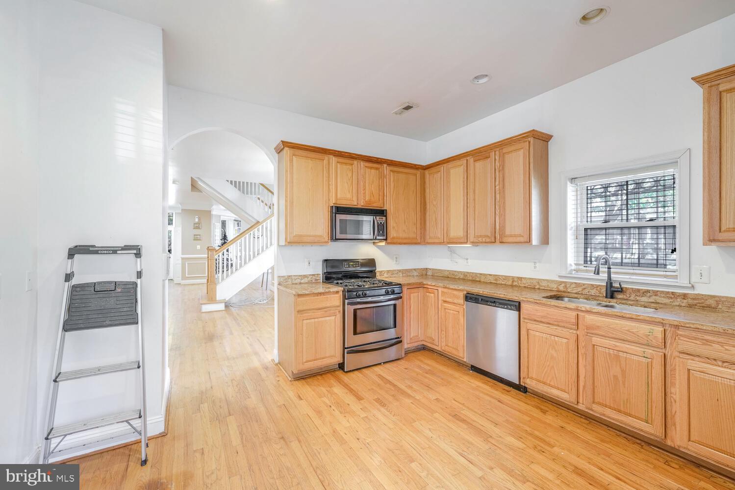833 10th Street Northeast Washington, DC 20002 - Photo 11 of 33 Gallery Image 11