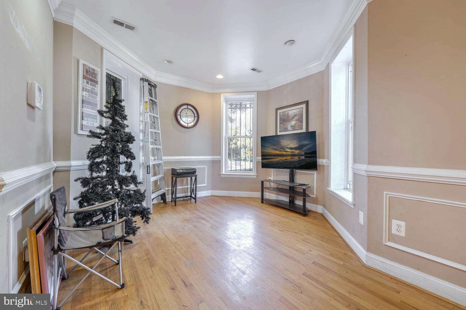833 10th Street Northeast Washington, DC 20002 - Photo 4 of 33 Gallery Image 4