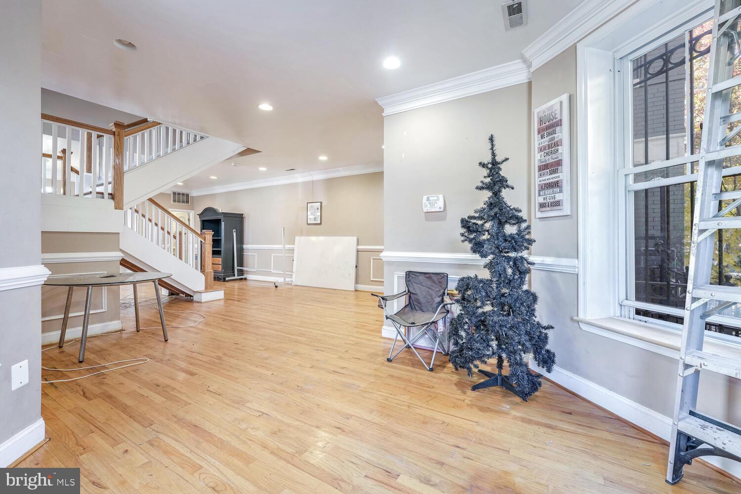 833 10th Street Northeast Washington, DC 20002 - Photo 5 of 33 Gallery Image 5