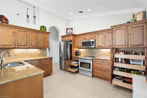 $479,900 | 20016 Castlemaine Avenue, Estero, FL 33928