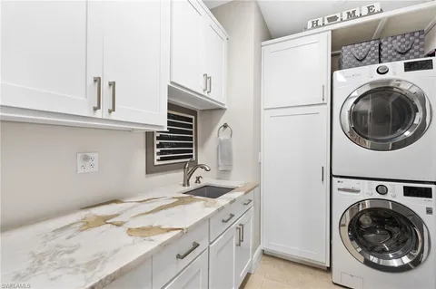 $479,900 | 20016 Castlemaine Avenue, Estero, FL 33928