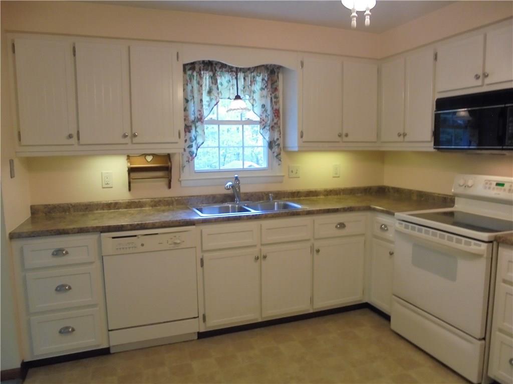 511 Alexander Road Latrobe, PA 15650 - Photo 6 of 20 Gallery Image 6