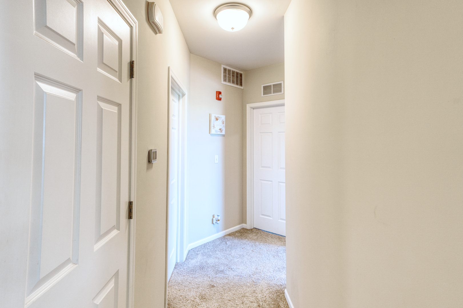 7520 Claridge Drive, Unit H Bridgeview, IL 60455 - Photo 11 of 22 a view of an entryway
