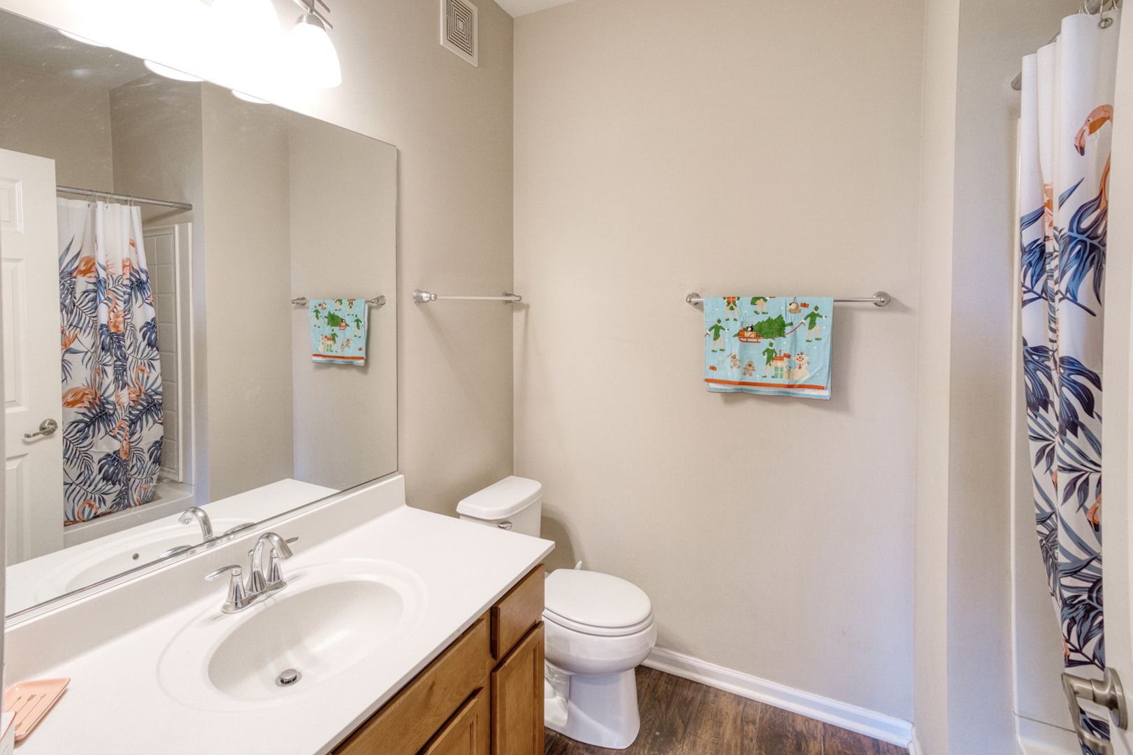7520 Claridge Drive, Unit H Bridgeview, IL 60455 - Photo 16 of 22 a bathroom with a toilet sink and vanity