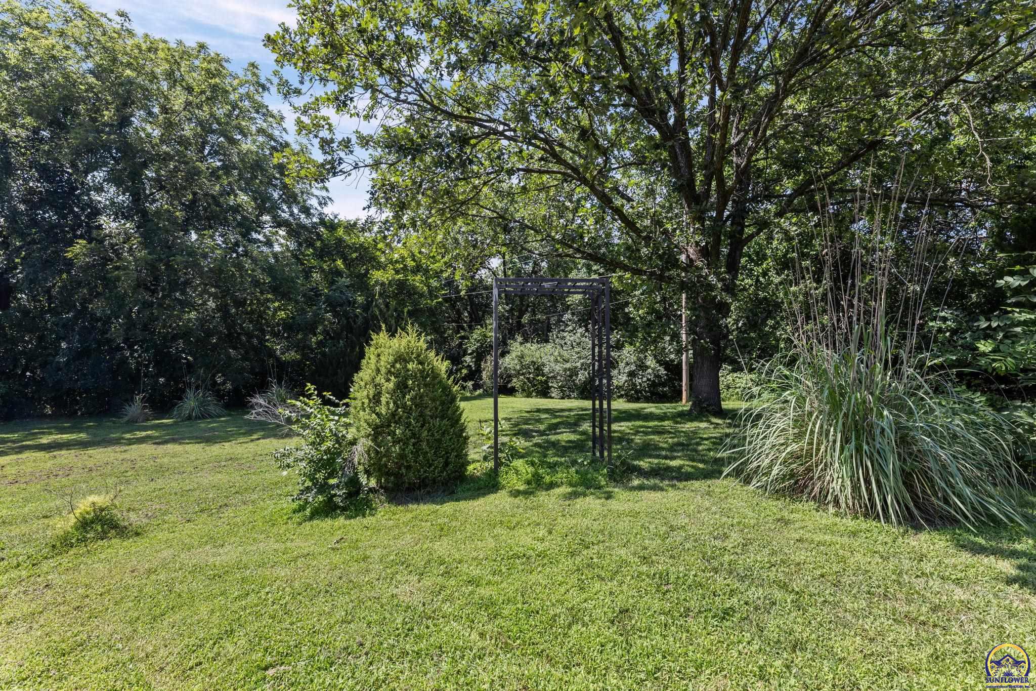 3840 Northeast Kimbal Road Topeka, KS 66617 - Photo 42 of 48 Gallery Image 42