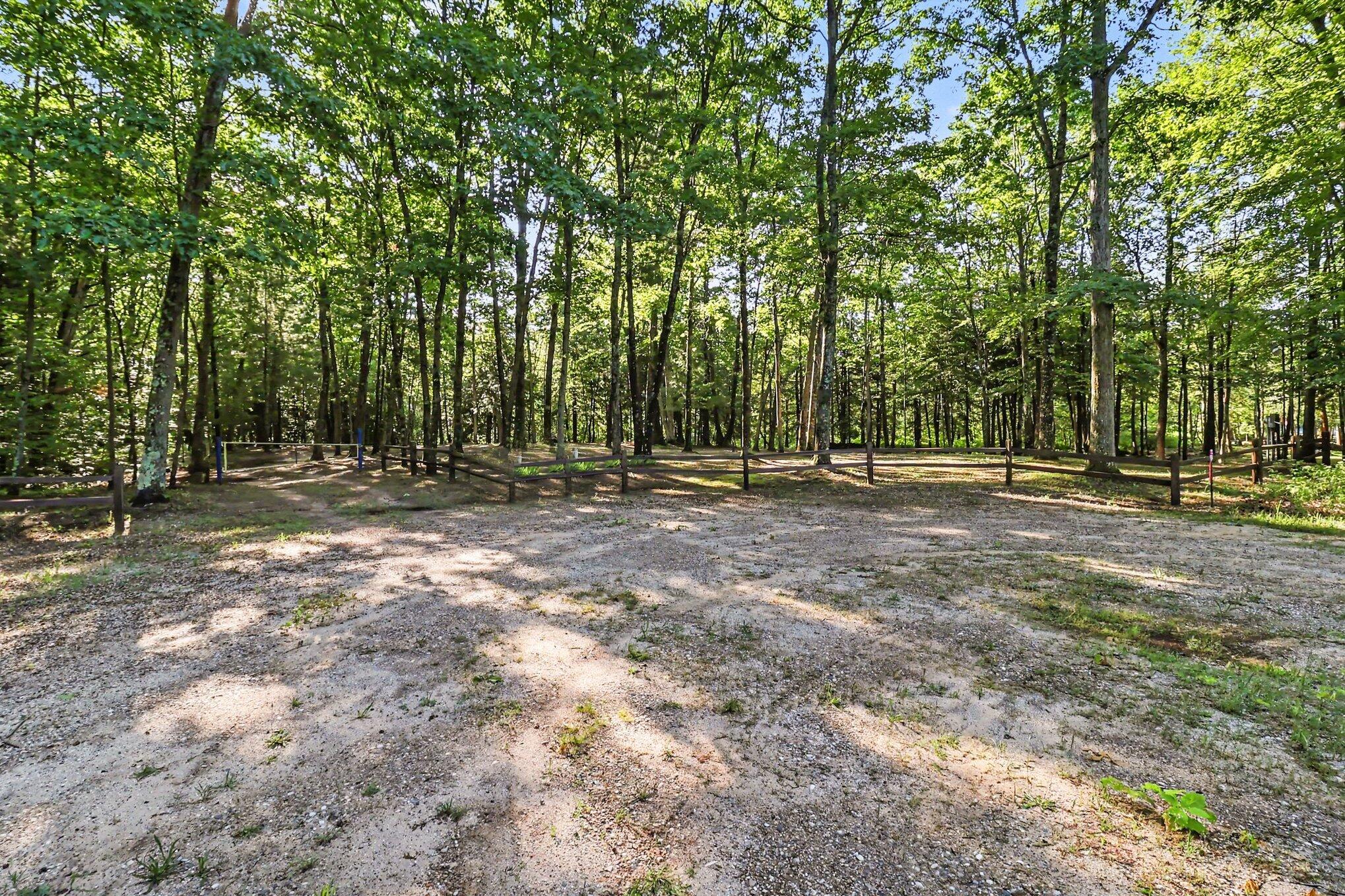 7094 128th Avenue Rothbury, MI 49452 - Photo 4 of 24 001_file_2162