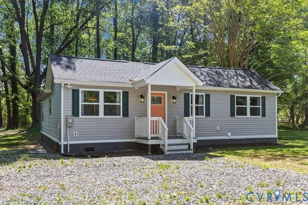 $425,000 | 660 Johns Neck Road, Weems, VA 22576