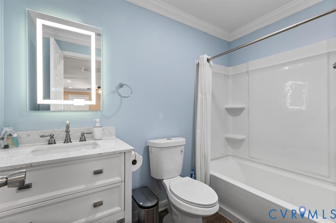 660 Johns Neck Road Weems, VA 22576 - Photo 32 of 65 Hall bathroom