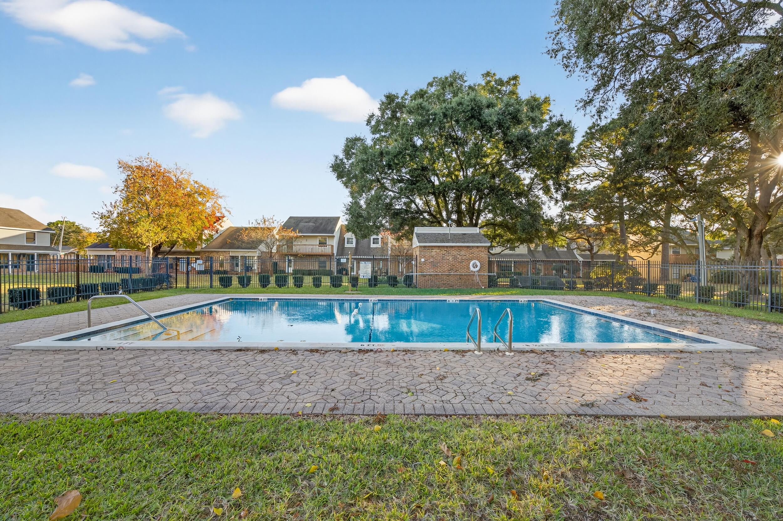 132 5th Avenue Shalimar, FL 32579 - Photo 37 of 39 a view of outdoor space