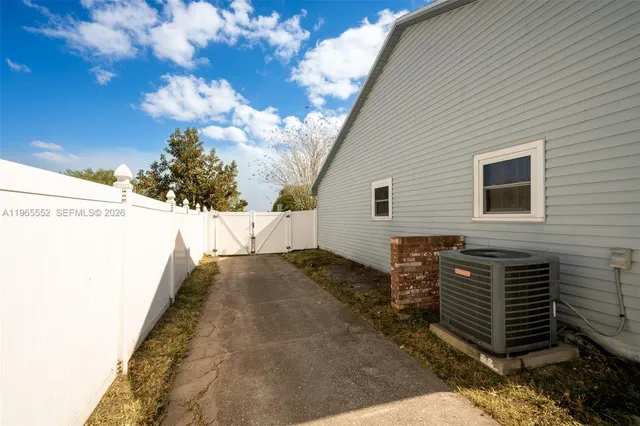 $399,000 | 2036 Live Oak Boulevard, St. Cloud, FL 34771