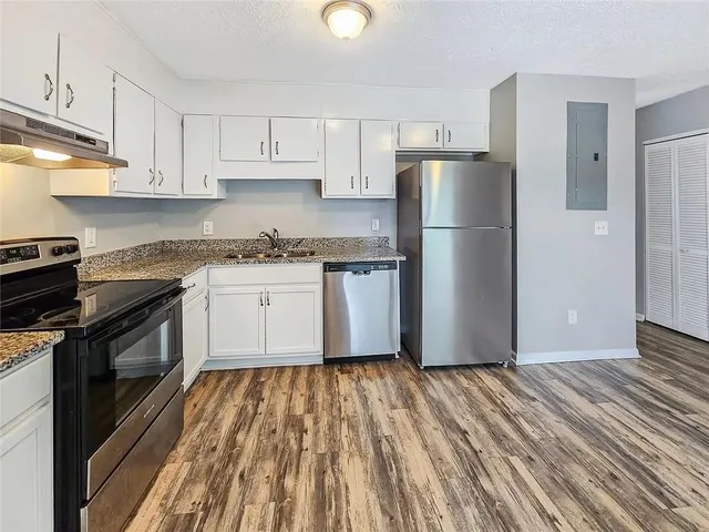 $360,000 | 8327 Glenwoods Terrace, Riverdale, GA 30274